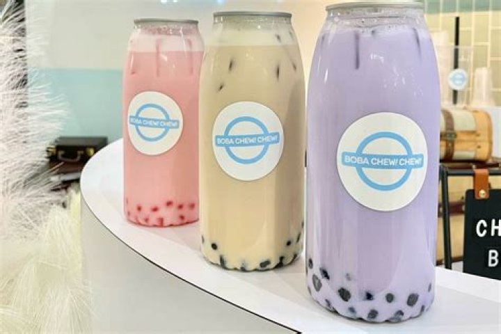 Are you supposed to chew boba?