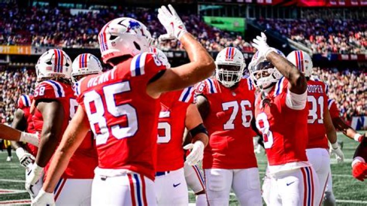 At what time is the patriots game today?