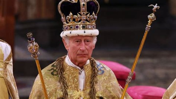 Did the abdicated king ever return to england?
