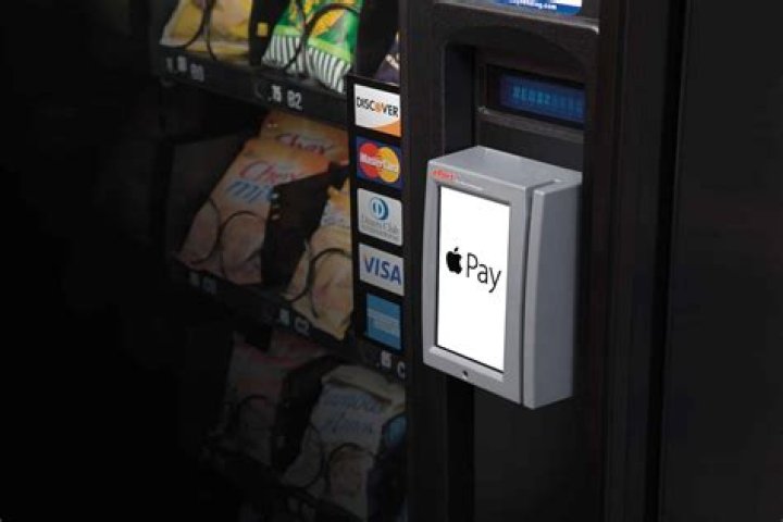 Do checkers take apple pay?