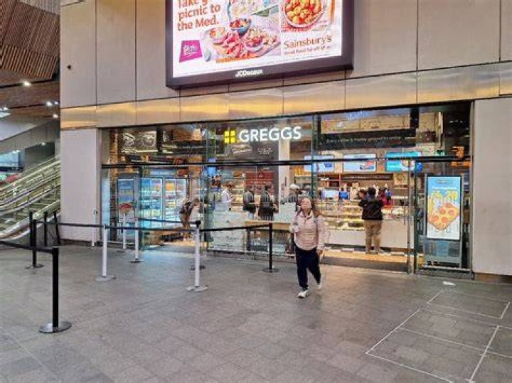Do greggs london burning?