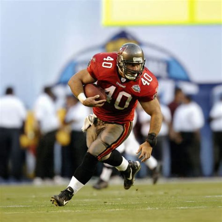 Does the nfl still use fullbacks?
