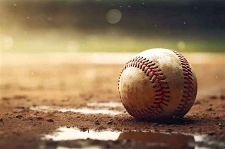 How many games in mlb?