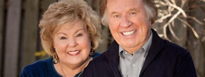 How old is gloria gaither?
