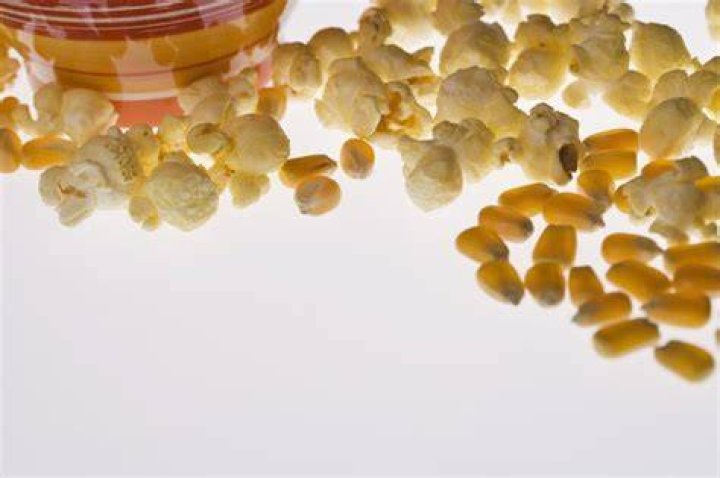 How to keep unpopped popcorn fresh?