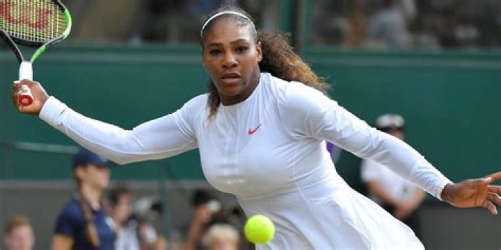 In tennis what is a slice?