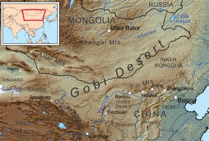 In which country gobi desert is located?
