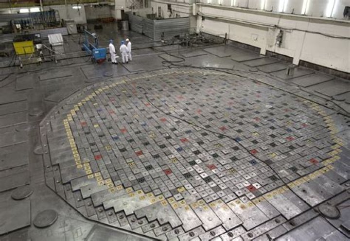Is chernobyl reactor 4 still burning?