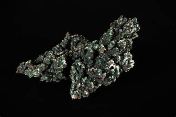 Is pyrolusite a native ore?