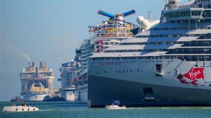 Is there helipad on cruise ships?