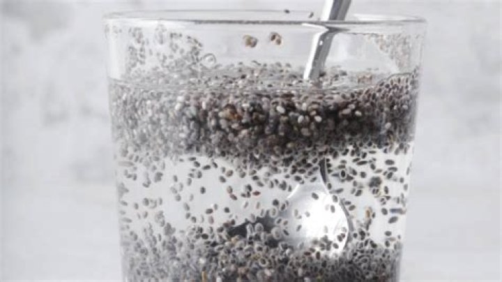 Should you soak biltong in vinegar?