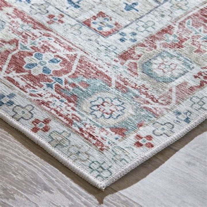 What is a chenille rug?