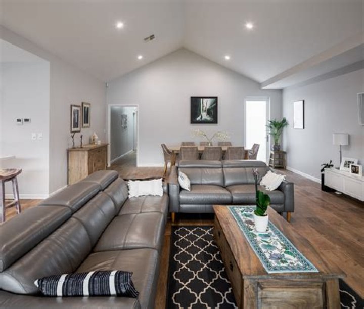 Whats a raked ceiling?