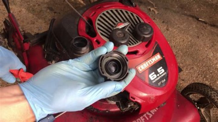 Where is the vent hole on a gas cap?