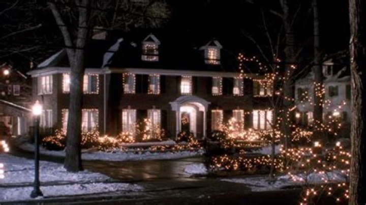 Where was home alone filmed?