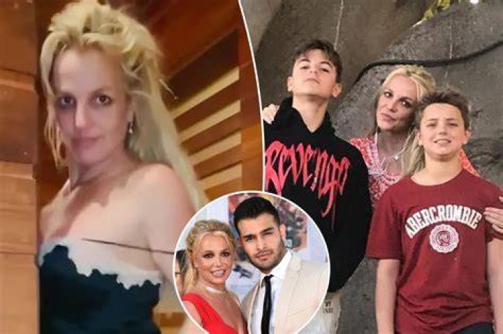 Who has conservatorship over britney?