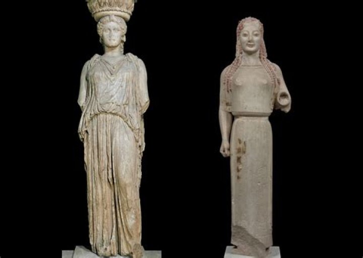 Who is peplos kore?
