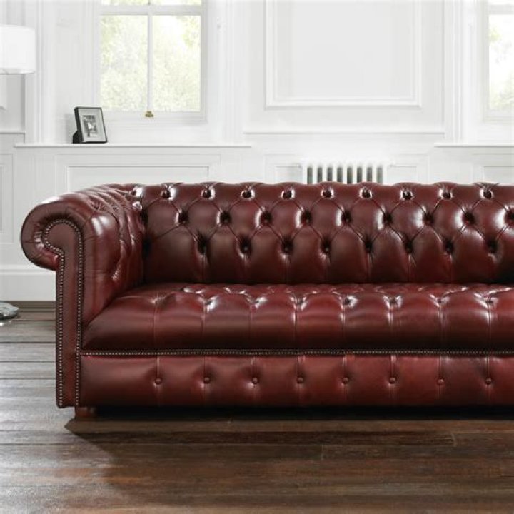 Who makes chesterfield frames?