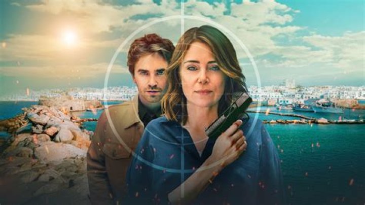 Whos in prom on netflix?