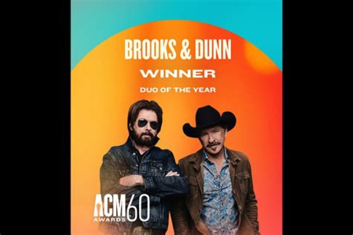 Whos on tour with brooks and dunn?