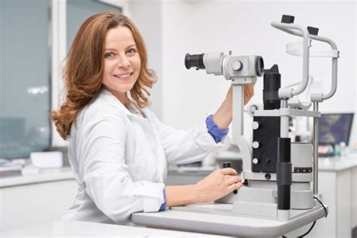 Will lasik fix lazy eye?